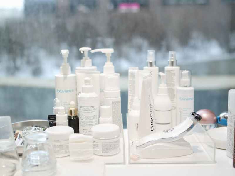 選購保養品不再迷茫！找對成分，對應功效！保養品成分速查